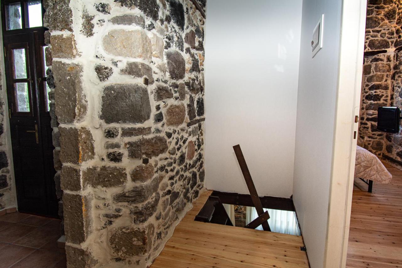 Ferienwohnung Plousiadi΄S Stone House Skála Exterior foto